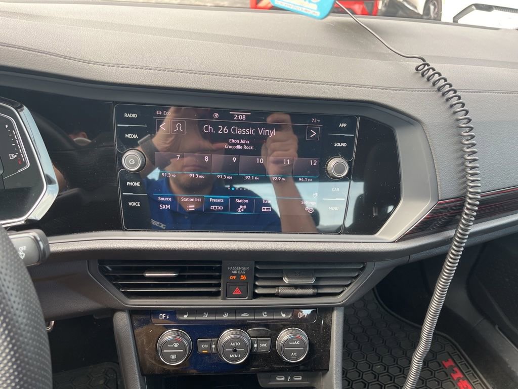 Used 2024 Volkswagen Jetta GLI Autobahn image 8