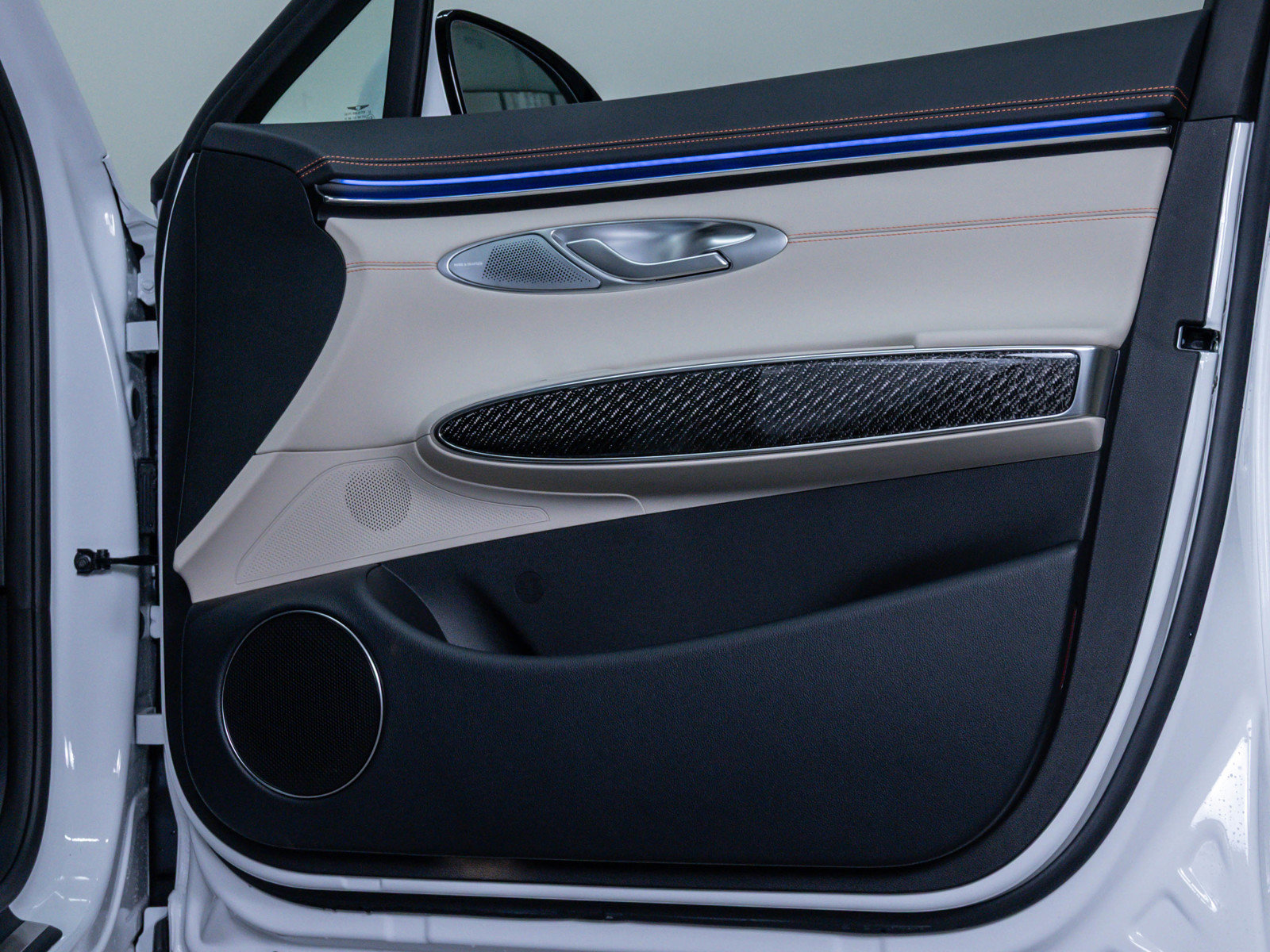 New 2026 Genesis GV70 3.5T Sport Prestige image 9