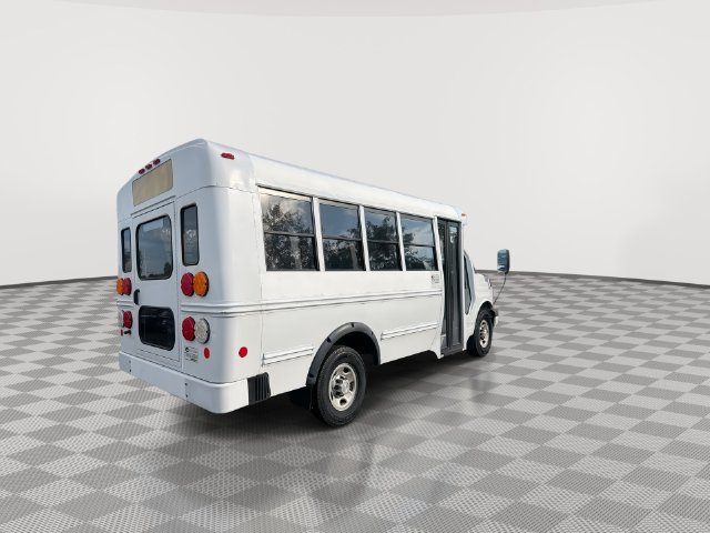 Used 2014 Chevrolet Express 3500 w/ School Bus Package RWD image 10