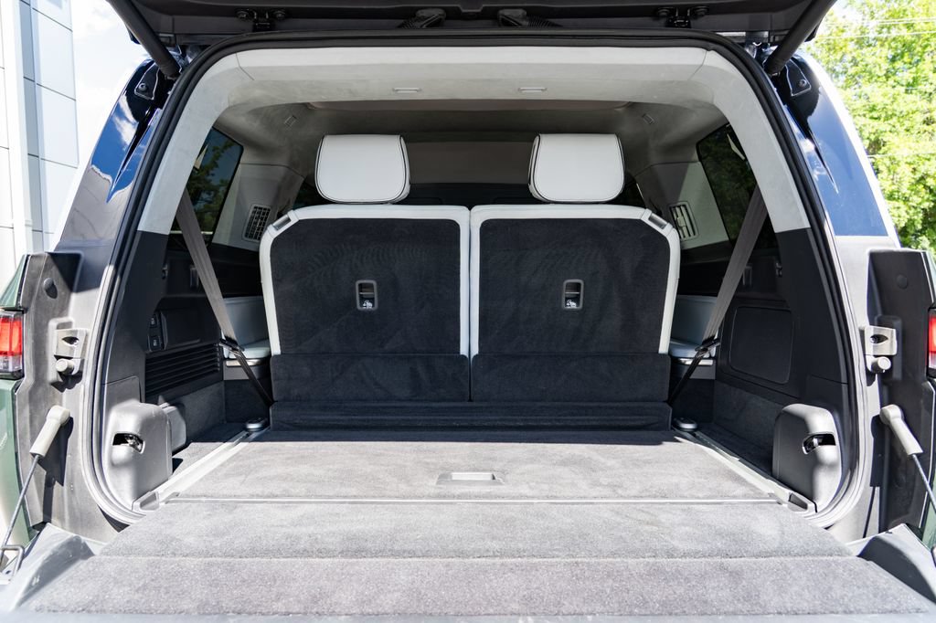 Used 2024 Rivian R1S Adventure AWD/4WD image 8