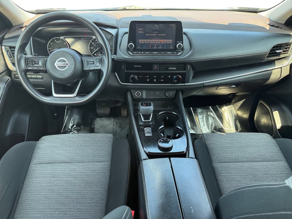 Used 2021 Nissan Rogue S AWD/4WD image 10