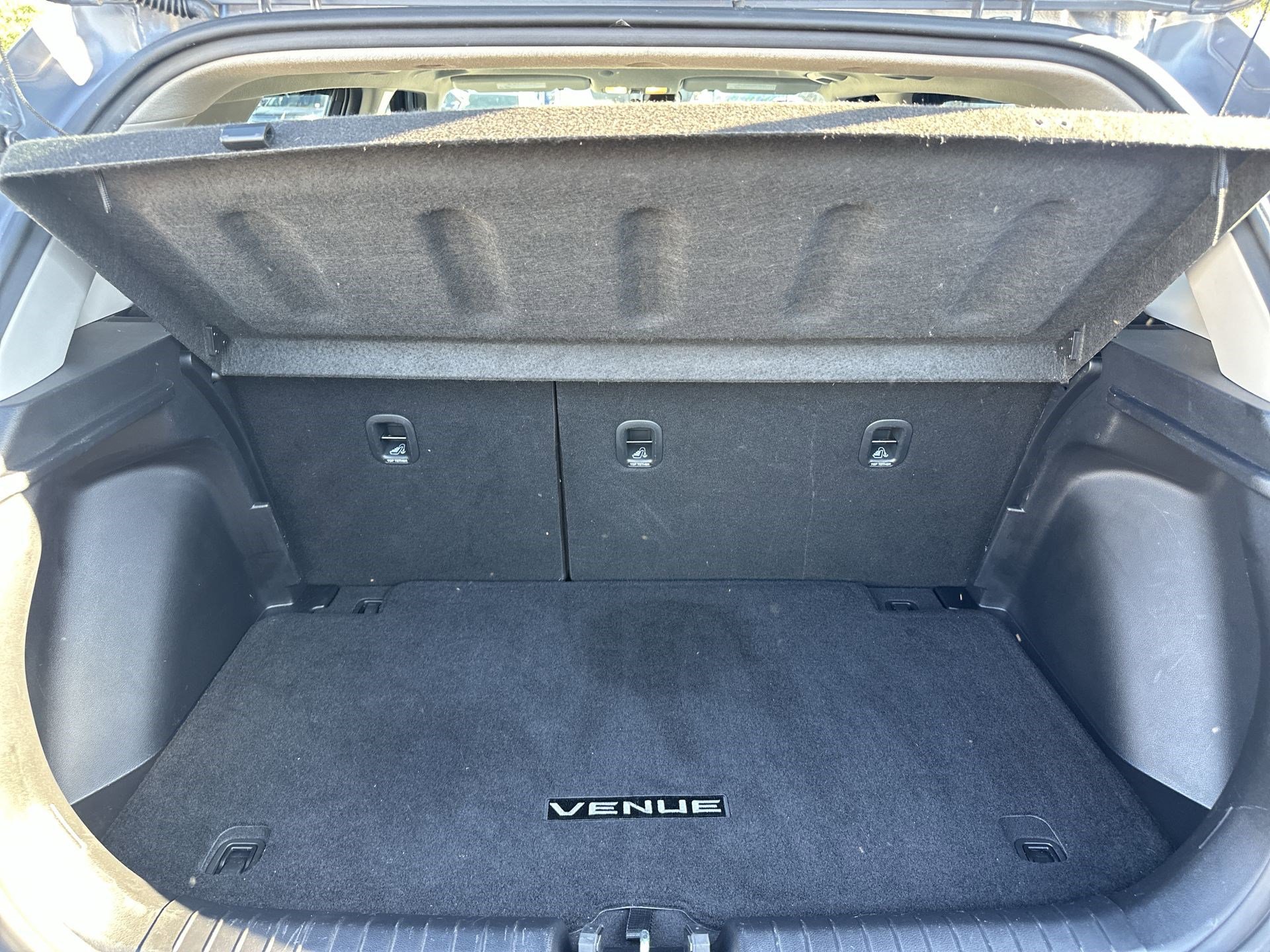 Used 2024 Hyundai Venue SEL image 20