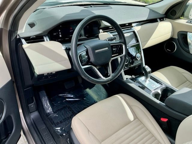 Used 2023 Land Rover Discovery Sport SE image 20