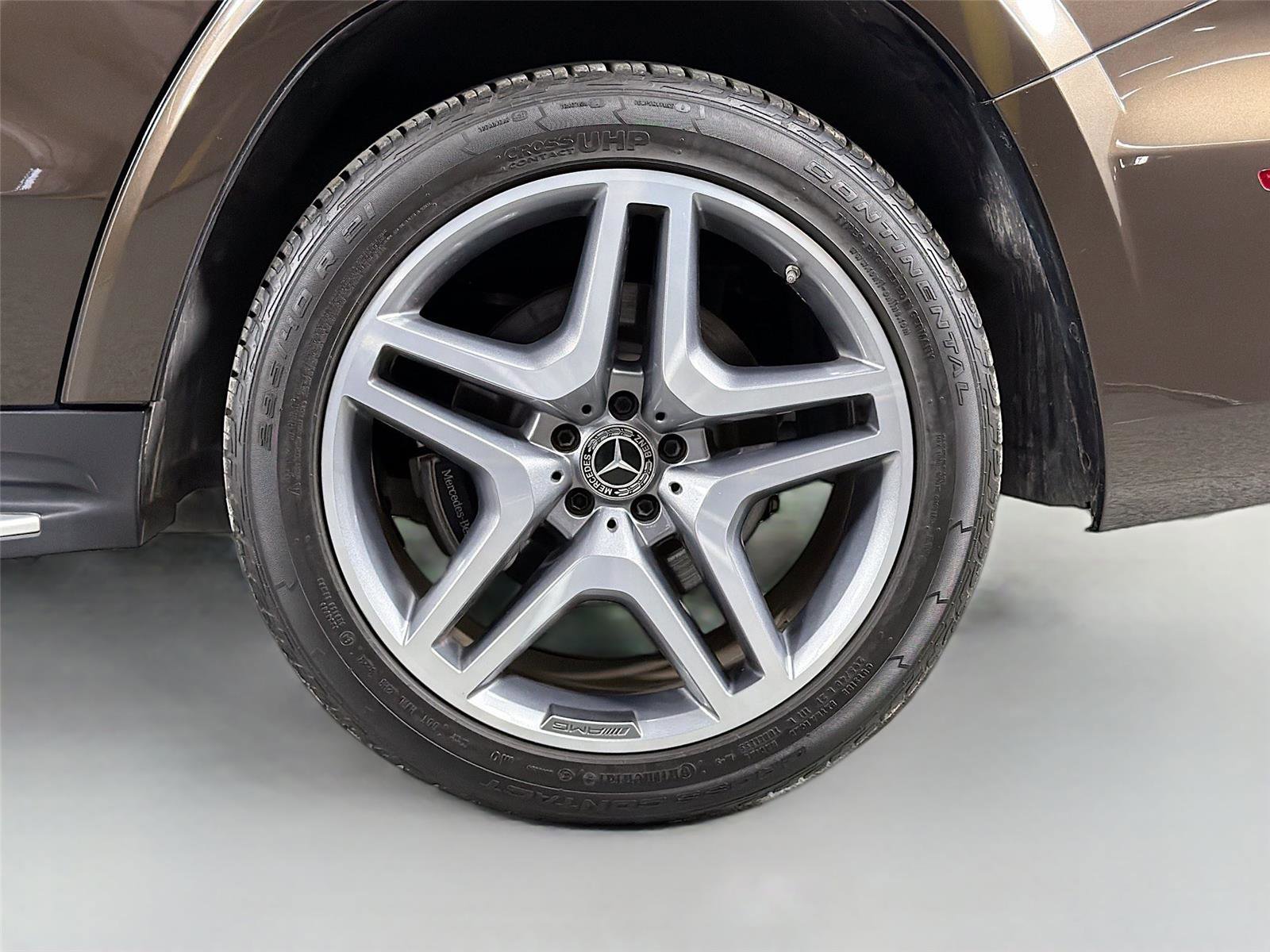 Used 2017 Mercedes-Benz GLS 550 4MATIC image 29