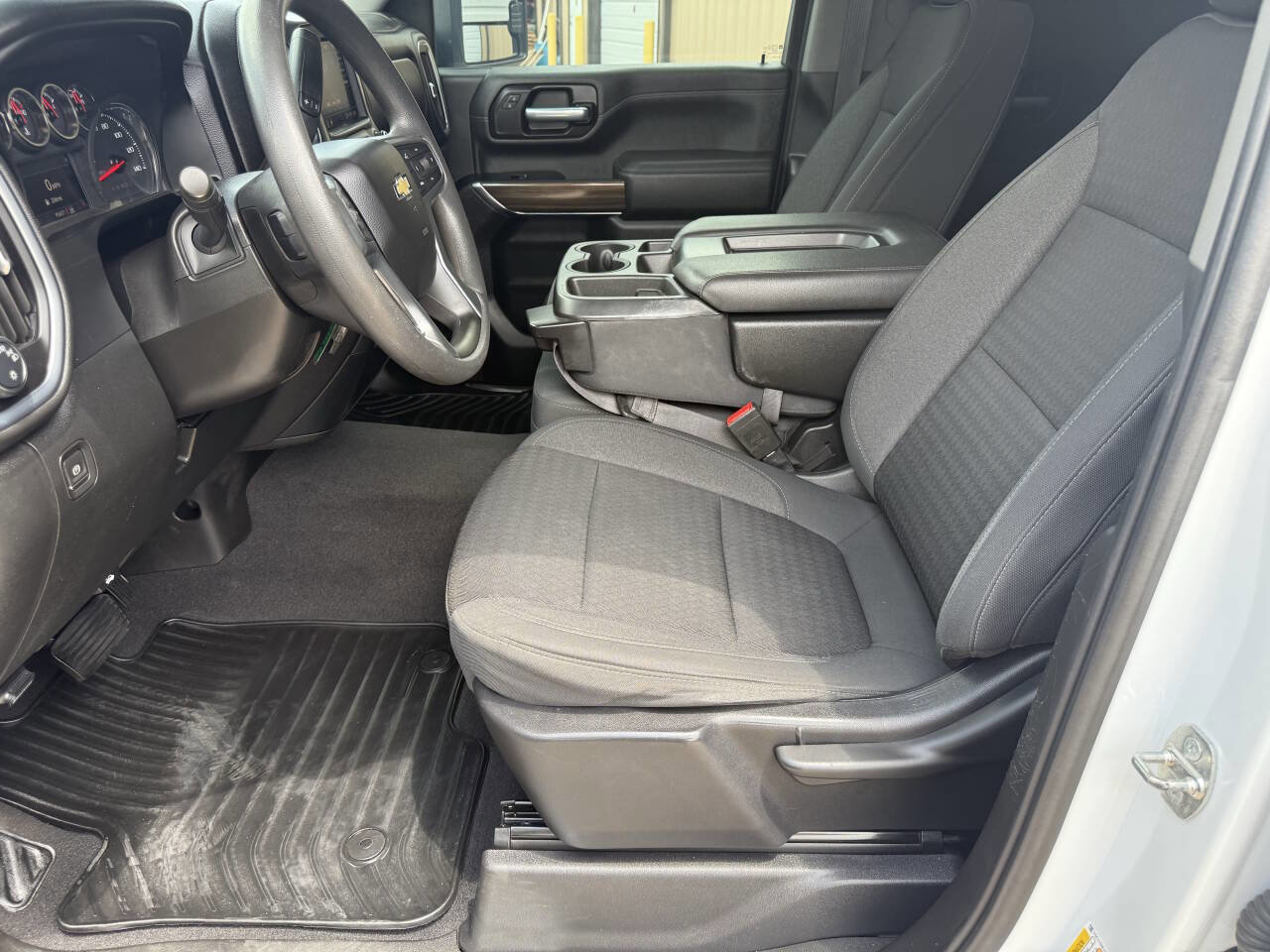 Used 2021 Chevrolet Silverado 2500 LT w/ Z71 Off-Road Package image 13