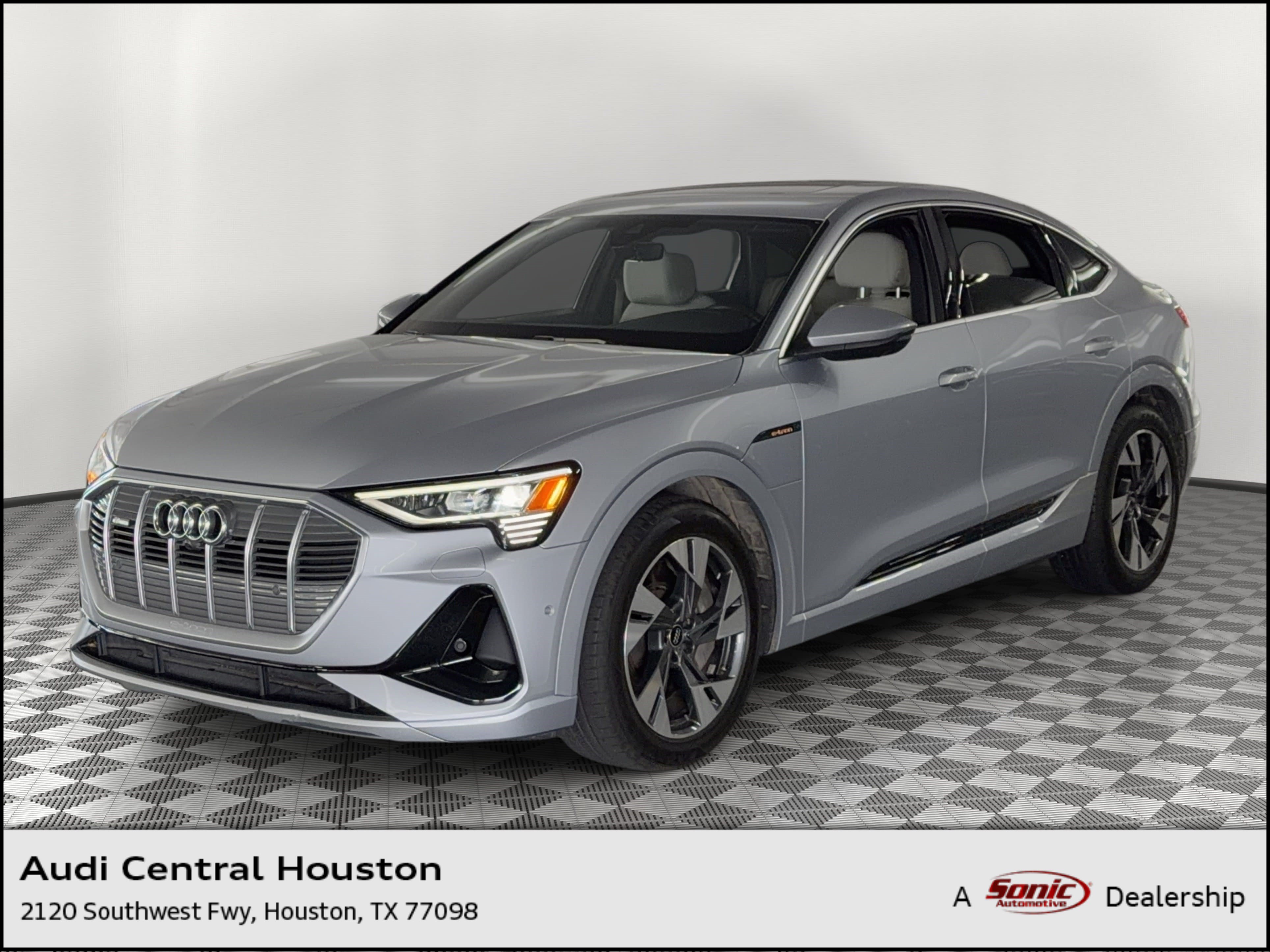 Certified 2023 Audi e-tron Premium Plus w/ Premium Plus Package