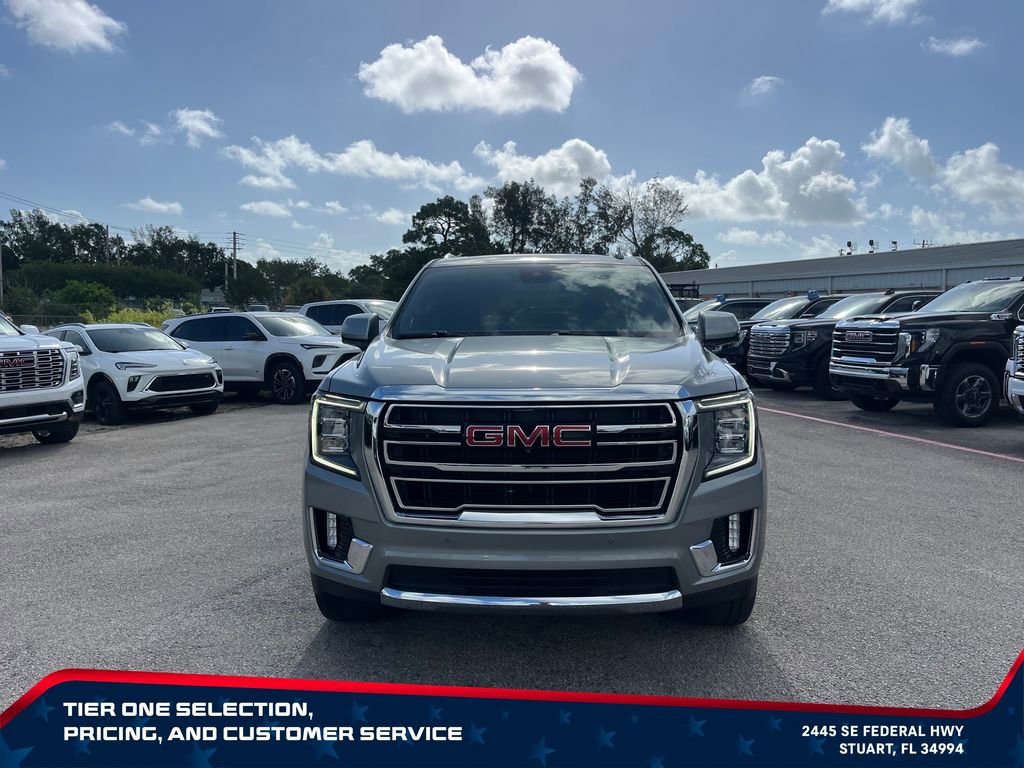 Used 2024 GMC Yukon XL SLT w/ SLT Premium Package AWD/4WD image 3