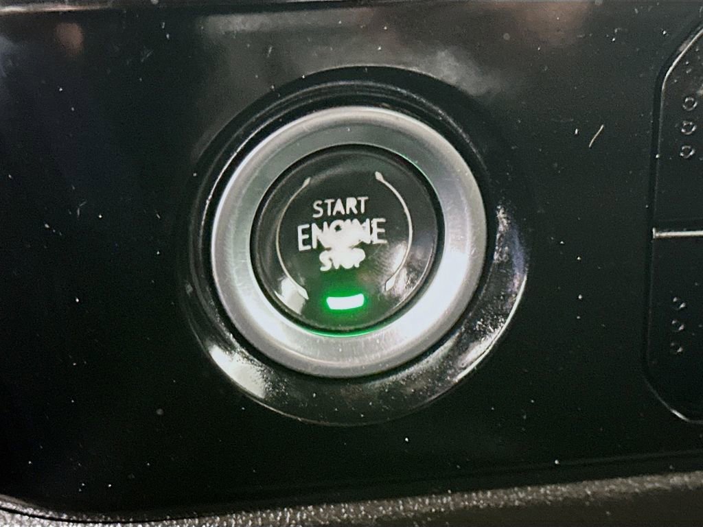 Used 2022 Chevrolet Silverado 1500 RST image 27