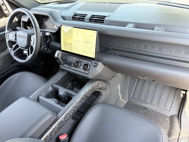 New 2026 Land Rover Defender 110 OCTA AWD/4WD image 14