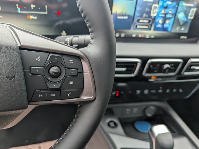 New 2027 Nissan Sentra SV w/ SV Convenience Package FWD image 22