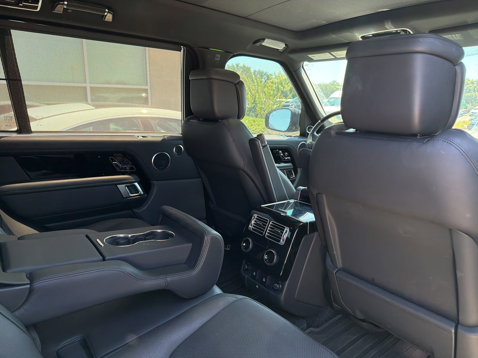 Used 2021 Land Rover Range Rover P525 Westminster Edition LWB AWD/4WD image 6