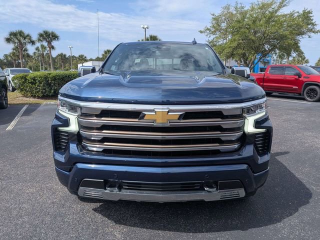 Used 2022 Chevrolet Silverado 1500 High Country w/ Z71 Off-Road Package AWD/4WD image 8