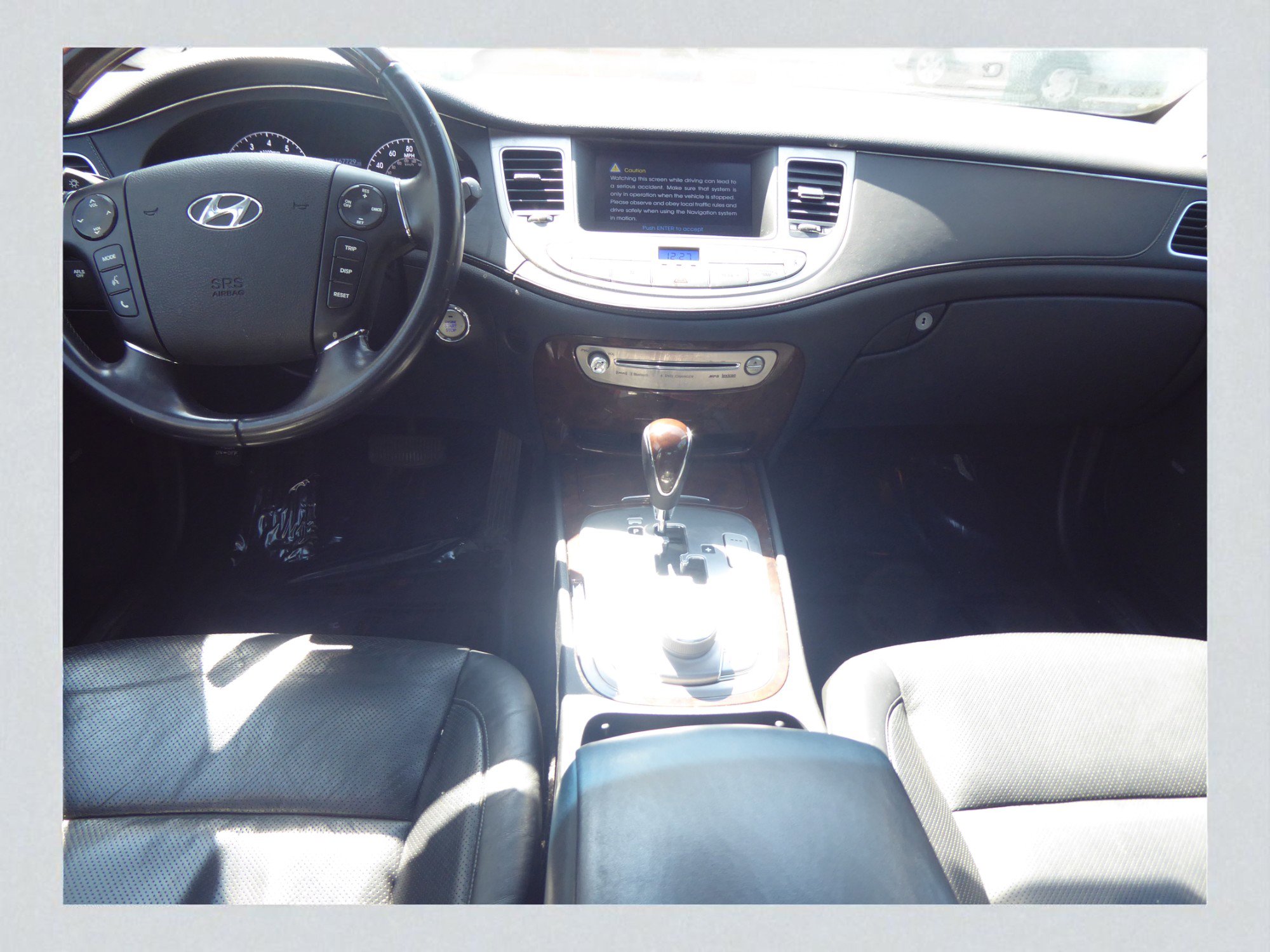 Used 2009 Hyundai Genesis 4.6 w/ Technology Pkg 5 image 13