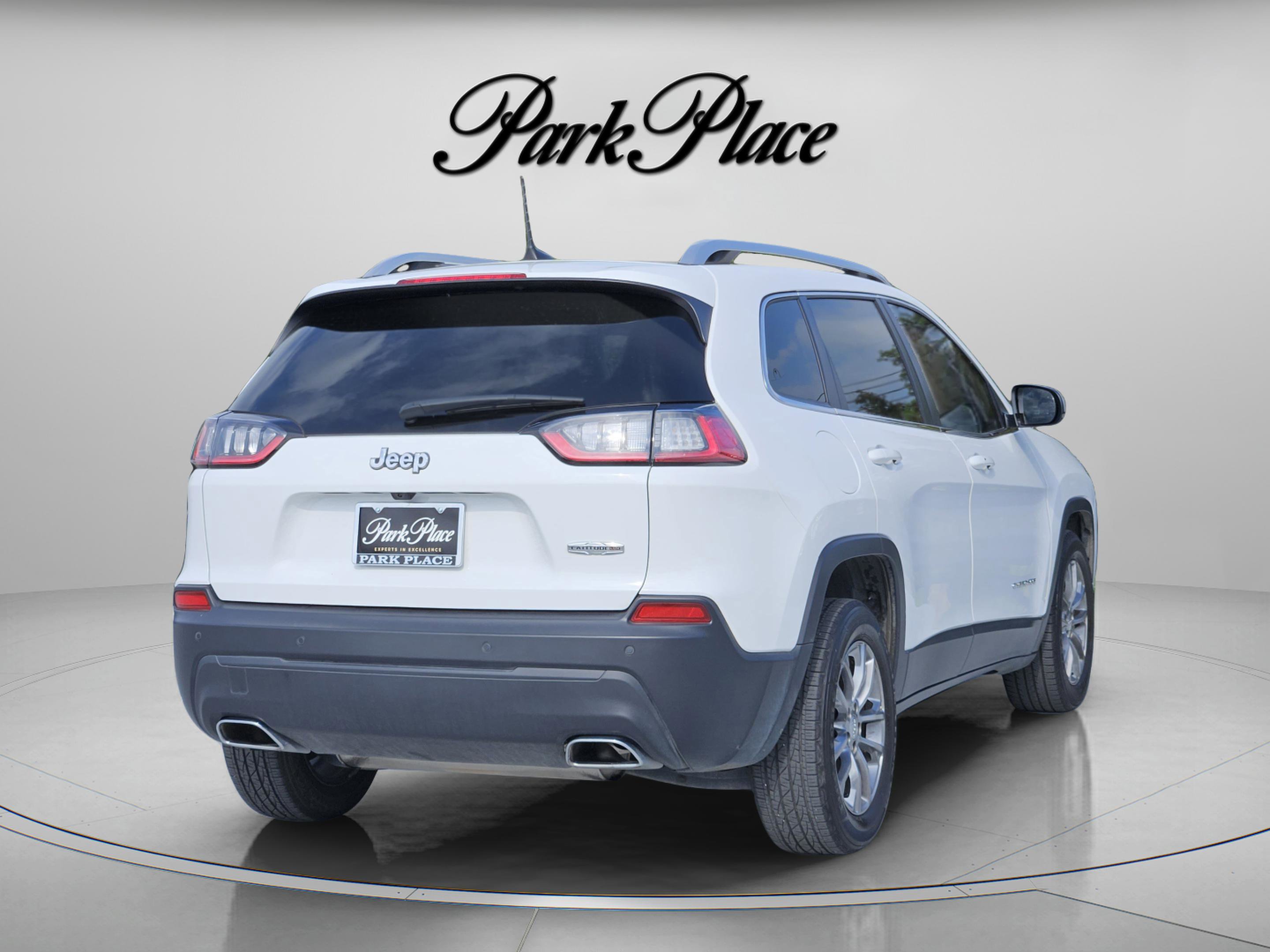 Used 2021 Jeep Cherokee Latitude Lux image 6