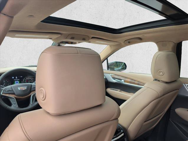 Used 2020 Cadillac XT5 Premium Luxury w/ Platinum Package FWD image 18