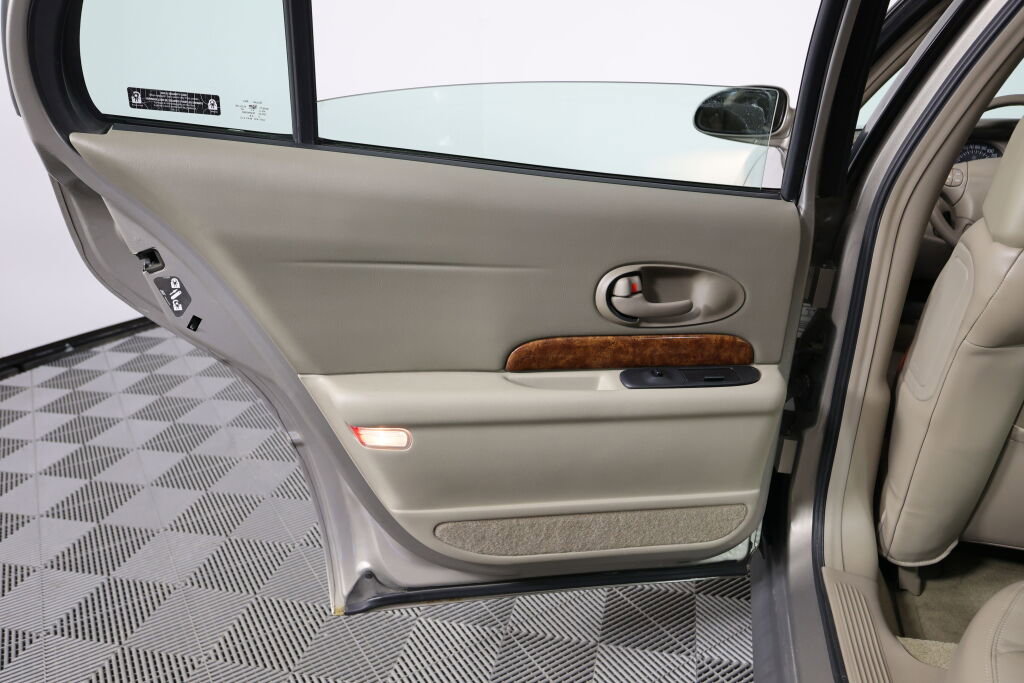 Used 2003 Buick Le Sabre Limited w/ Gran Touring Package image 16