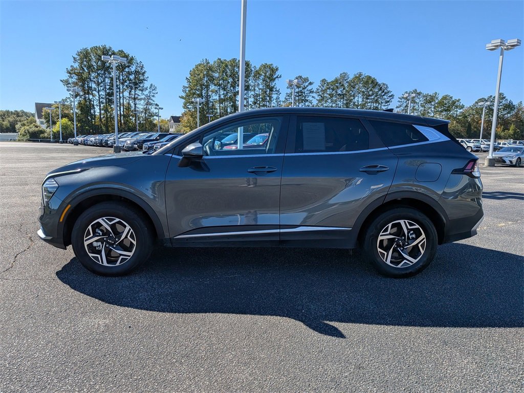 Used 2024 Kia Sportage LX image 7