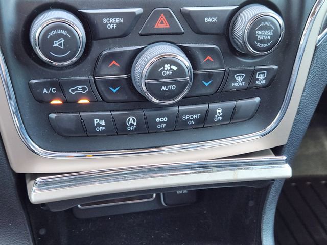 Used 2017 Jeep Grand Cherokee Limited w/ Luxury Group II RWD image 19