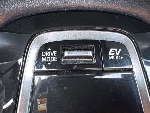 Used 2024 Toyota Corolla Cross AWD Hybrid w/ Convenience Package image 25