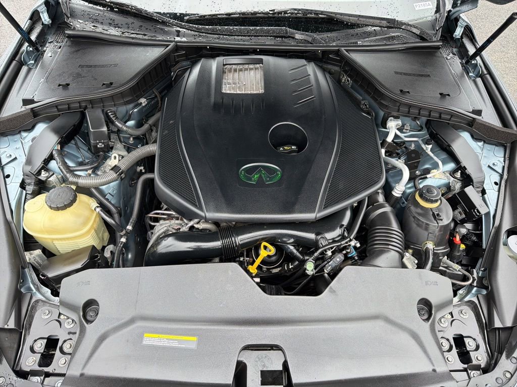 Used 2016 INFINITI Q50 2.0t w/ Moonroof Package AWD/4WD image 10