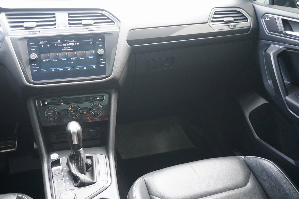 Used 2021 Volkswagen Tiguan SEL Premium R-Line image 22