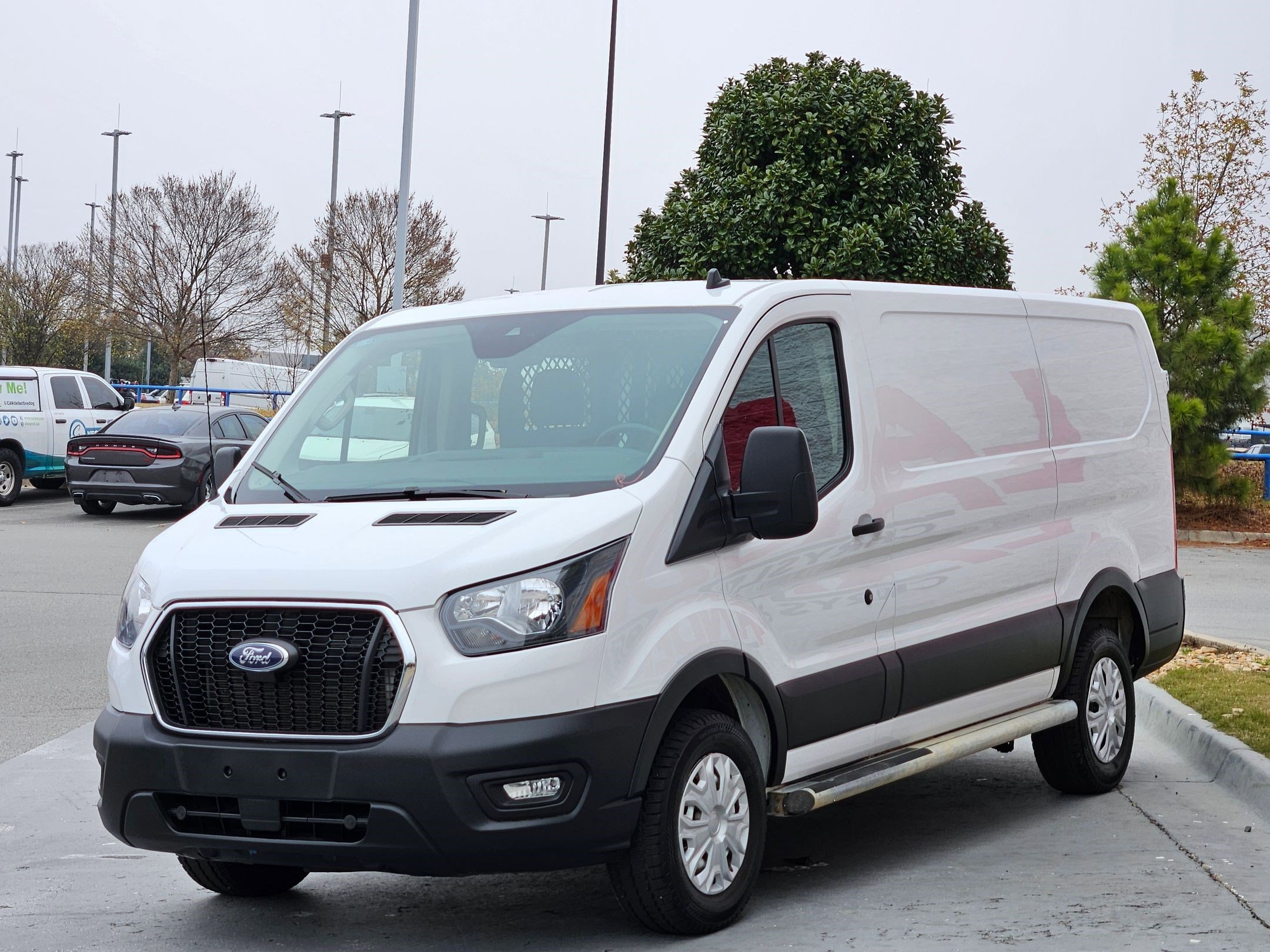 Used 2024 Ford Transit 250 Low Roof w/ Exterior Upgrade Package image 3