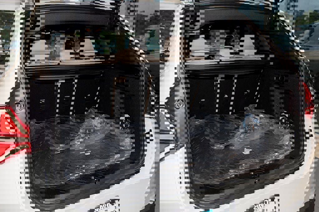 Used 2025 BMW X3 xDrive30i w/ Premium Package image 11