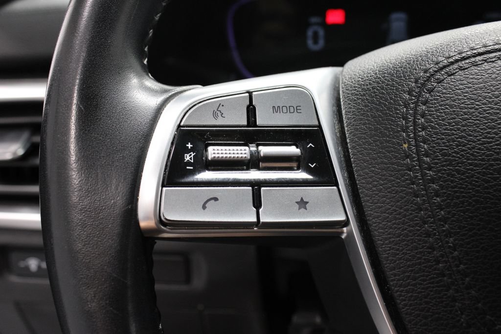 Used 2024 Kia Telluride LX FWD image 25