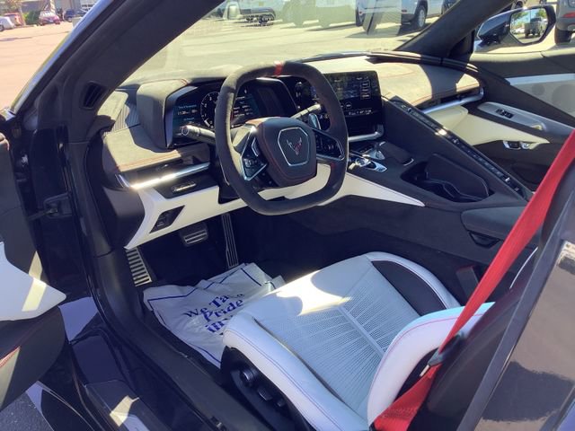 Used 2023 Chevrolet Corvette Stingray Premium Cpe RWD image 6
