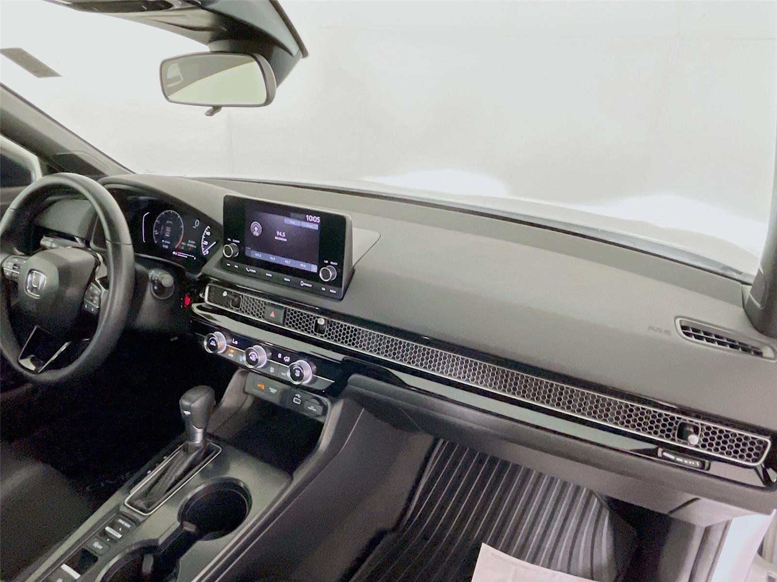 Used 2023 Honda Civic Sport image 32