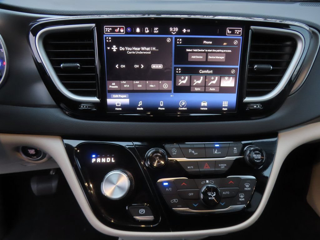 Certified 2024 Chrysler Pacifica Touring-L FWD image 5