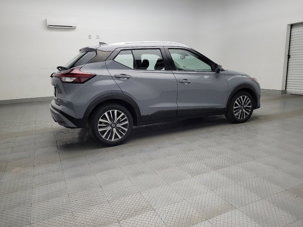 Used 2021 Nissan Kicks SV image 10