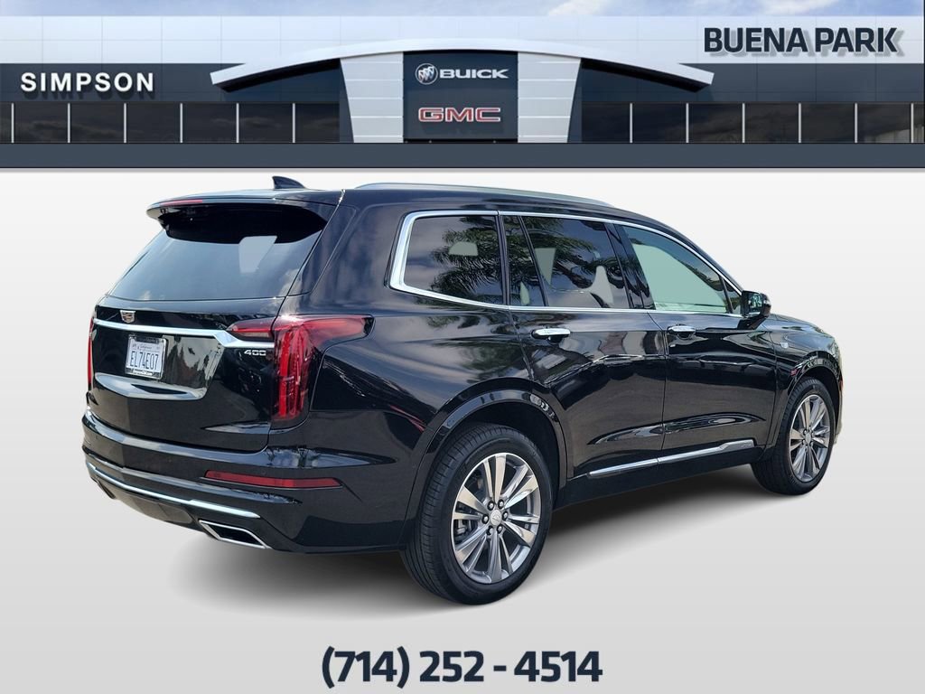 Used 2025 Cadillac XT6 Premium Luxury w/ Technology Package FWD image 8