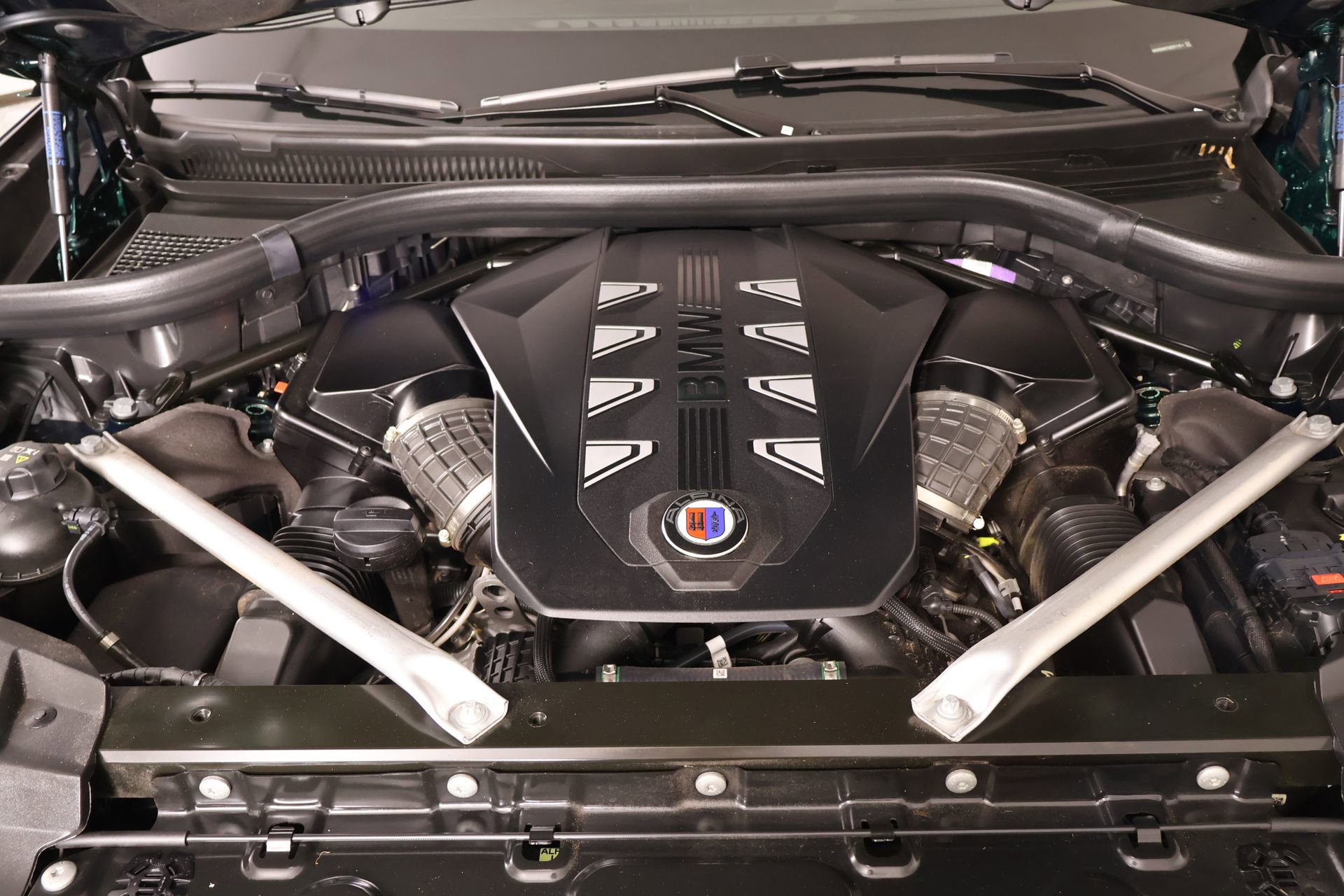 Used 2025 BMW ALPINA XB7 image 22