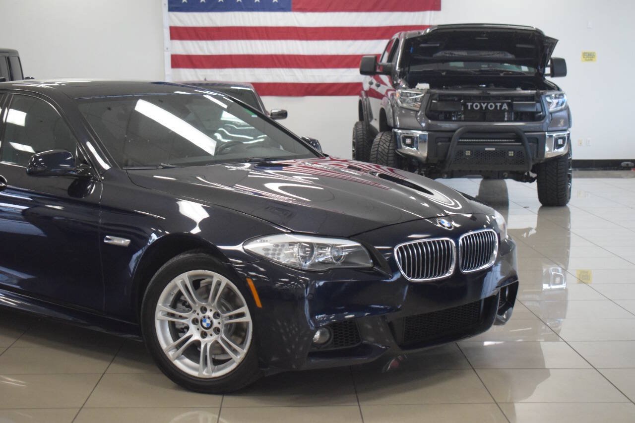 Used 2013 BMW 528i Sedan RWD image 4