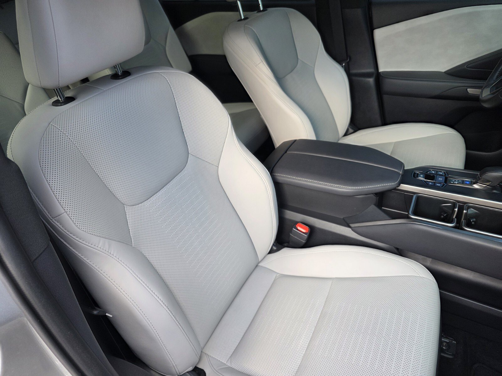 Used 2025 Lexus TX 350 AWD w/ Technology Package image 28