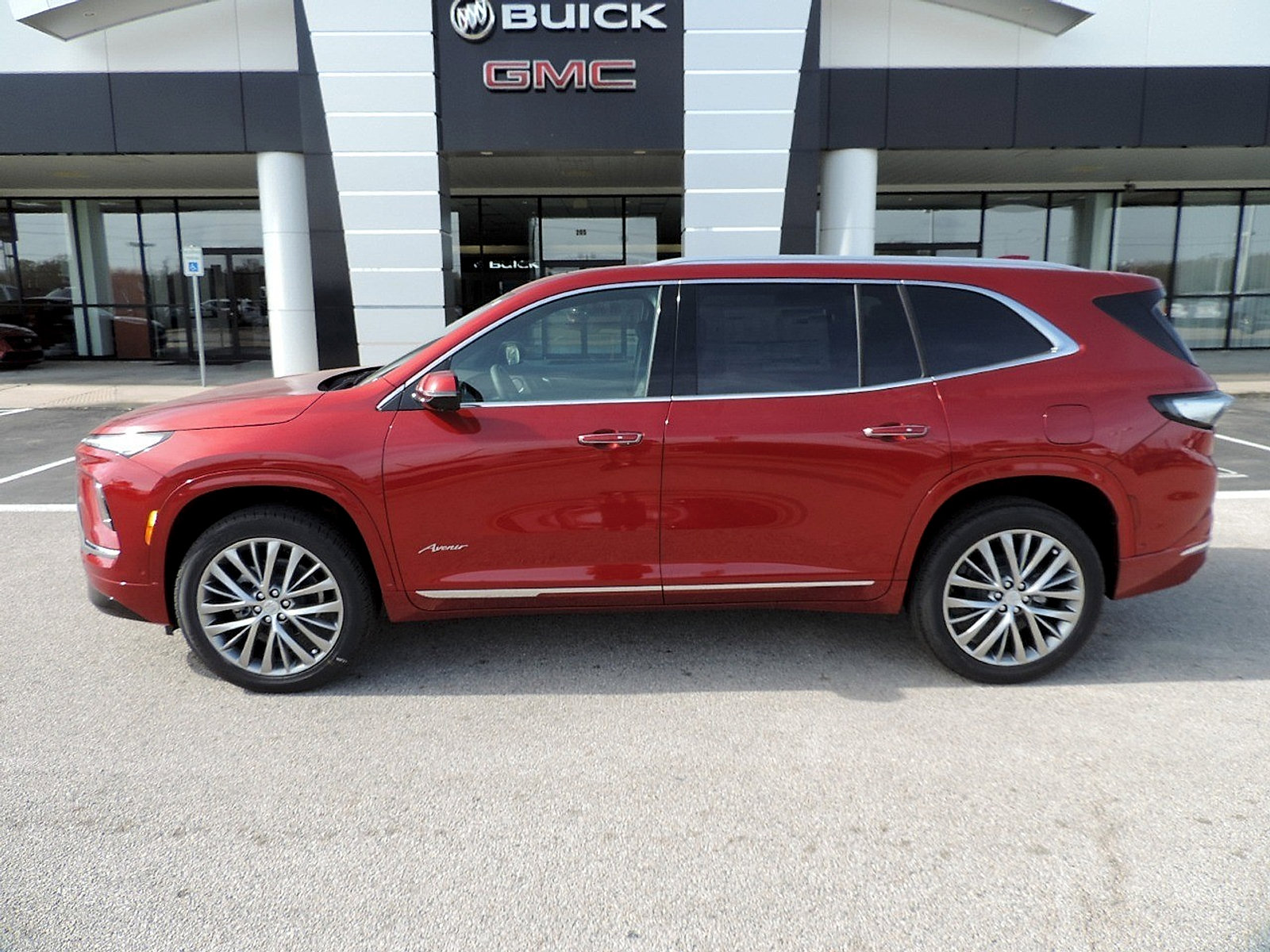 New 2026 Buick Enclave Avenir w/ Super Cruise Package image 8