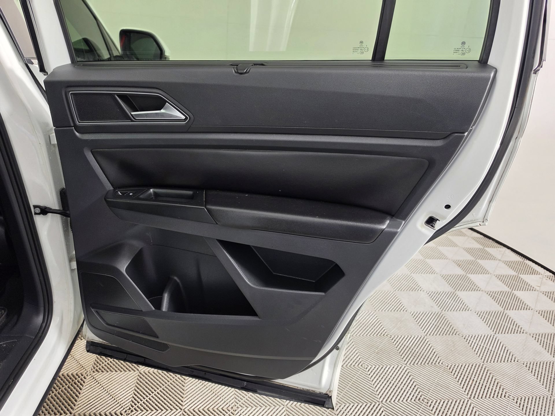 Used 2019 Volkswagen Atlas SE FWD image 41