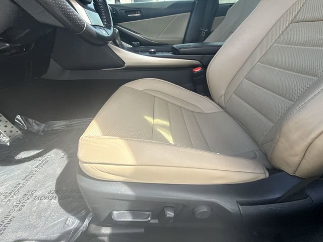 Used 2020 Lexus IS 300 F Sport w/ F Sport Package image 12