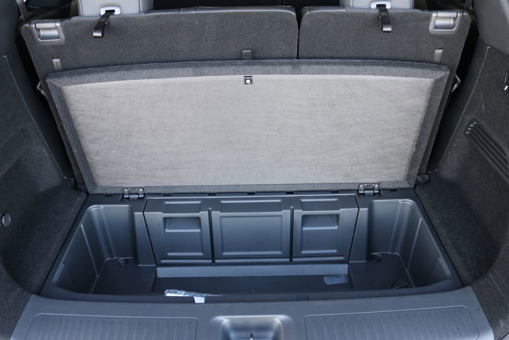 Certified 2025 INFINITI QX60 Luxe w/ Black Edition image 32