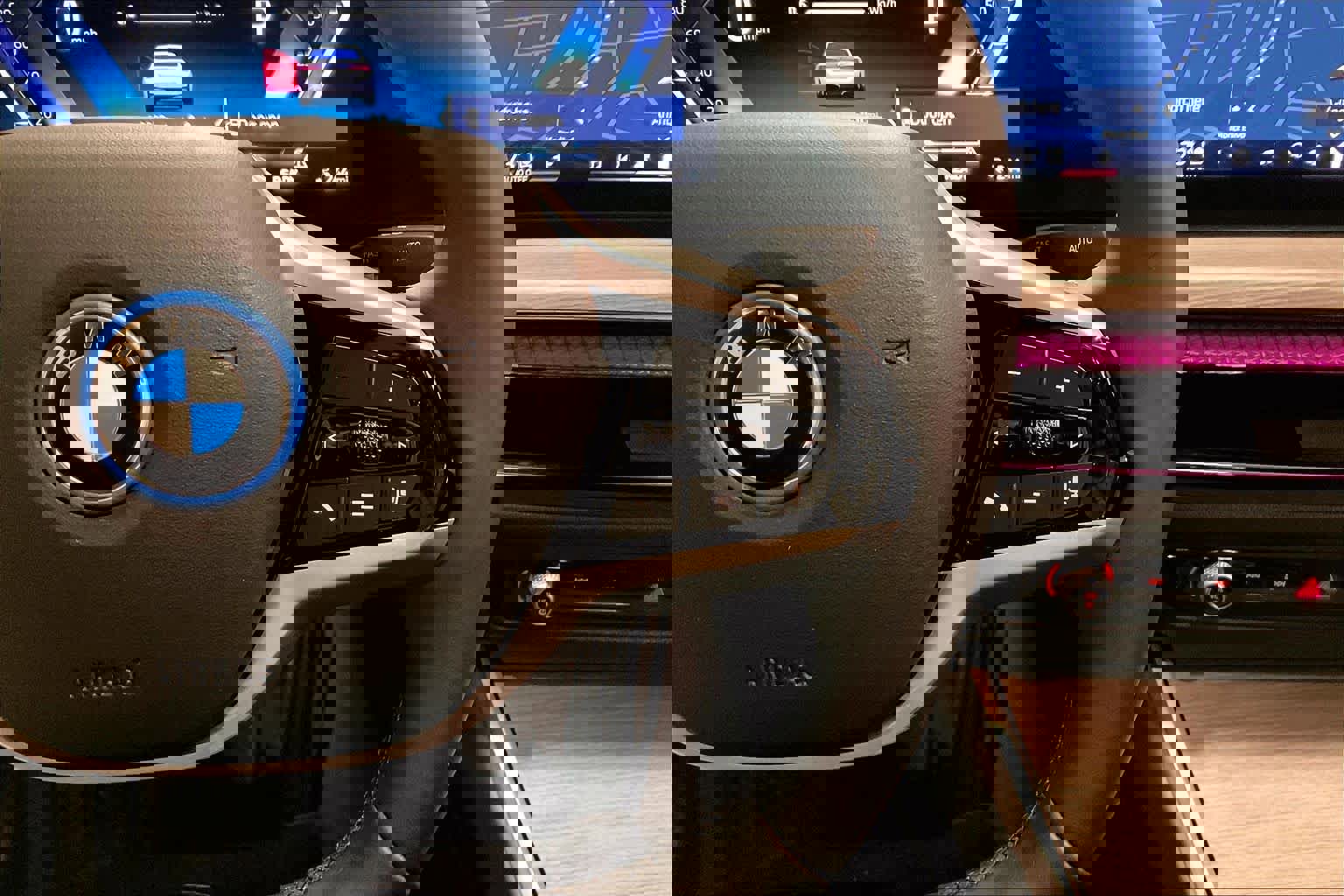 Certified 2025 BMW i4 eDrive40 image 23