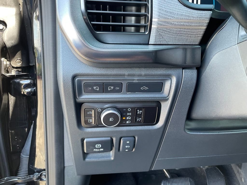 Used 2023 Ford F150 Platinum w/ Equipment Group 701A High AWD/4WD image 13