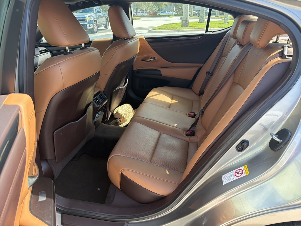 Used 2019 Lexus ES 350 w/ Accessory Package 2 image 6