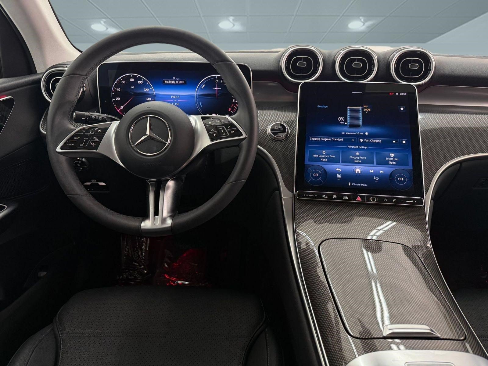 Used 2025 Mercedes-Benz GLC 350e 4MATIC image 28