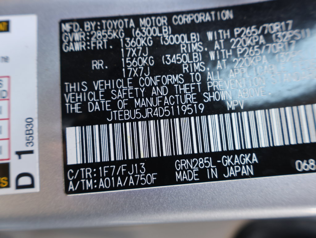 Used 2013 Toyota 4Runner SR5 AWD/4WD image 29
