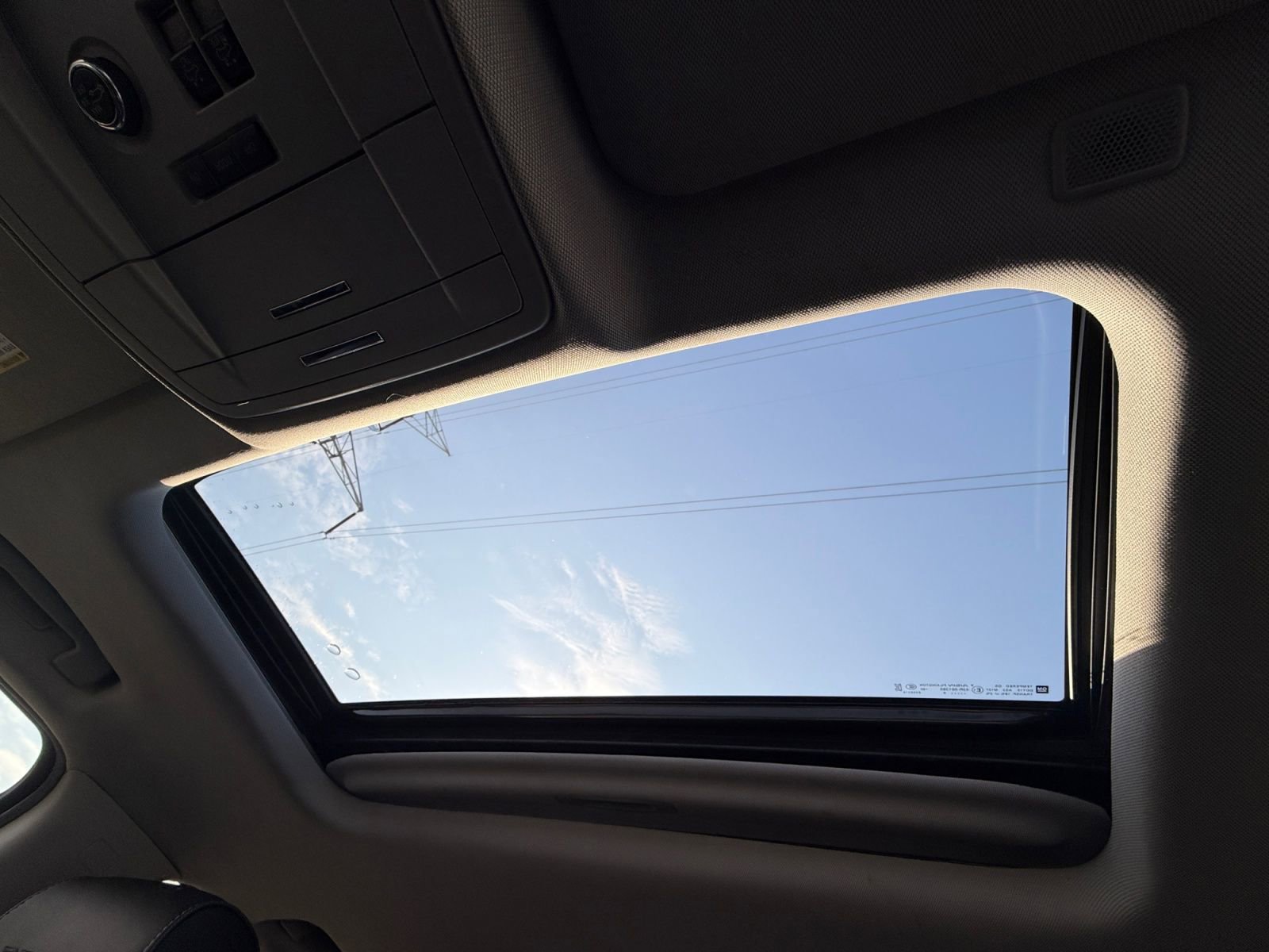 Used 2019 GMC Yukon XL Denali image 25