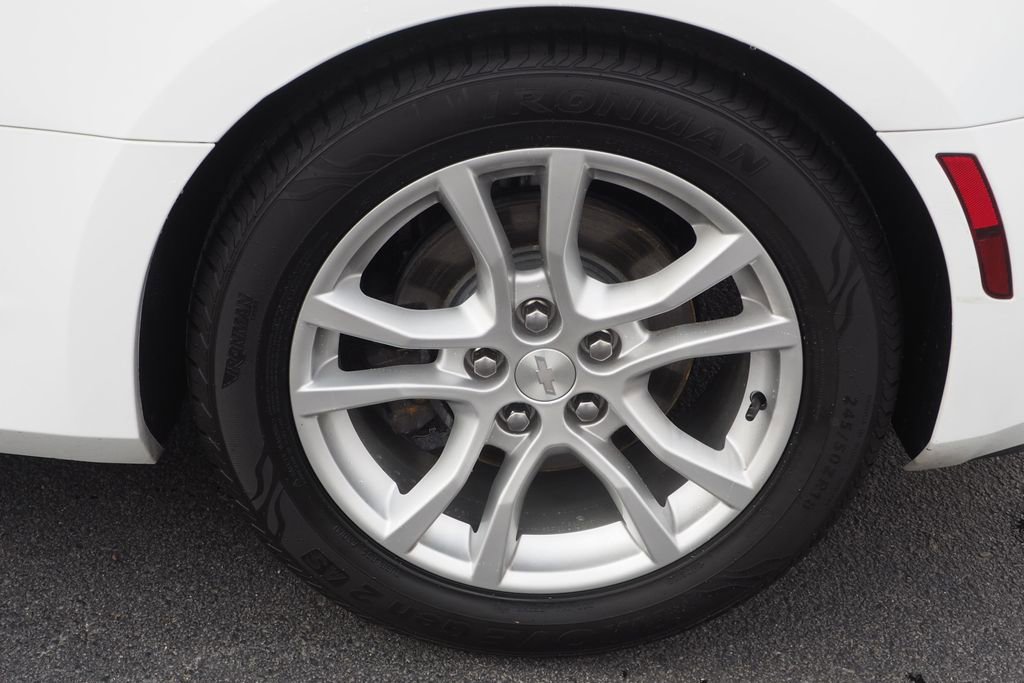 Used 2020 Chevrolet Camaro LS image 9