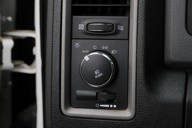 Used 2015 RAM 3500 Tradesman w/ Power & Remote Entry Group image 16