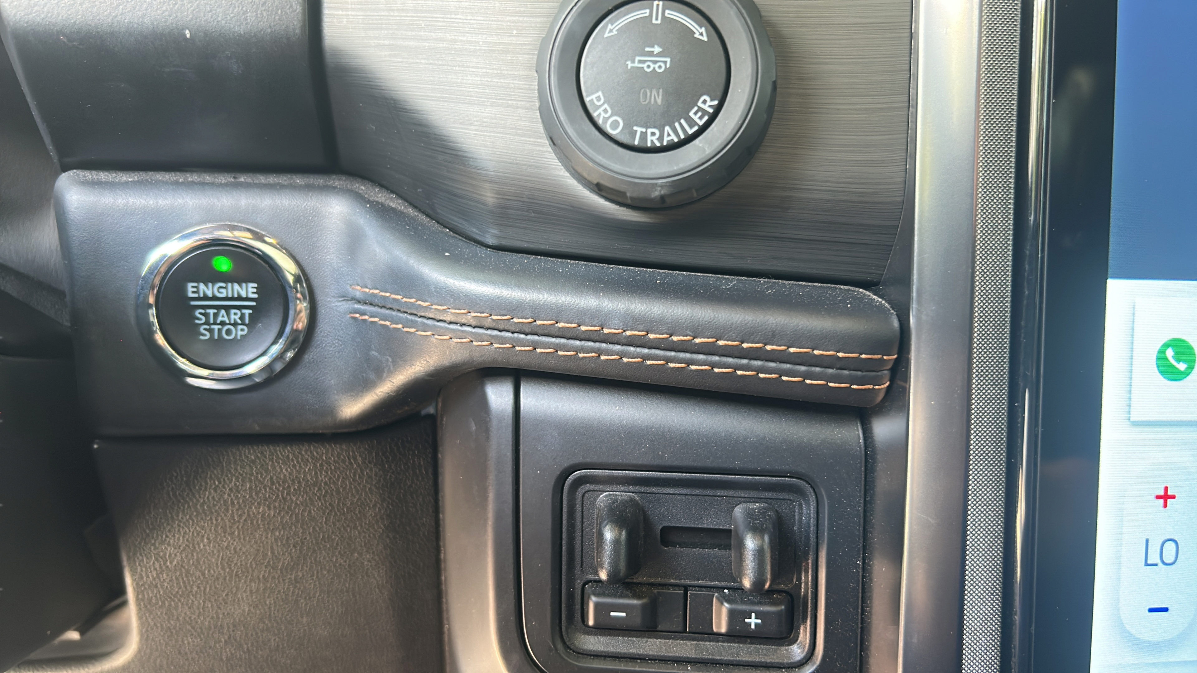 Used 2022 Ford Expedition Max Platinum AWD/4WD image 16