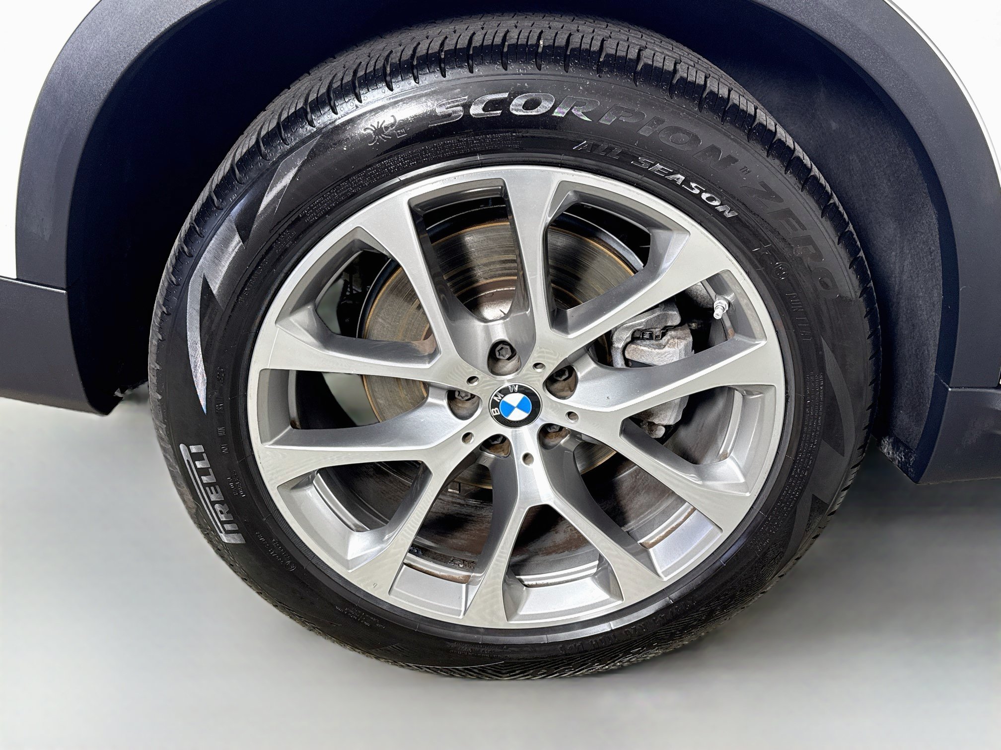 Used 2026 BMW X5 sDrive40i RWD image 33
